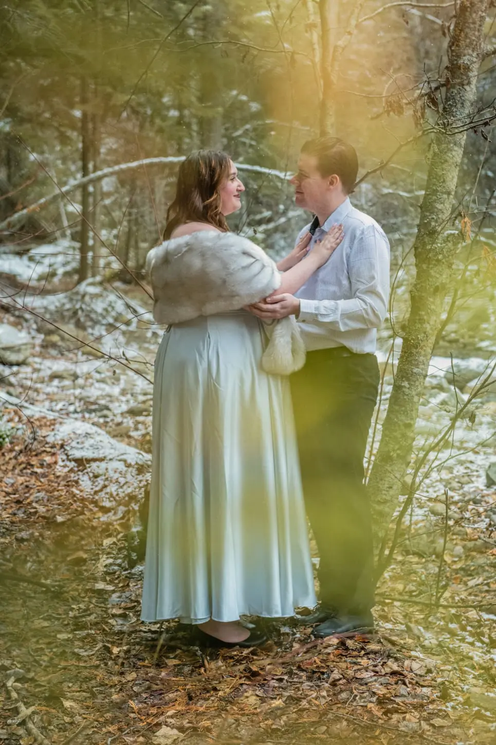 Love in the Heart of Winter: A Kelowna Wedding Photographer’s Tale